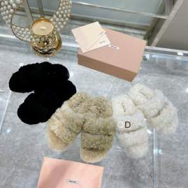 Picture of Miumiu Slippers _SKUMiuMiusz35-40GDT1103244